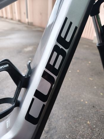Used CUBE REACTION HYBRID PERFORMANCE, 500 ALLROAD 2022 2022 Mountainbike, Hellgrau, 27.5, 29 — image 5 of 8