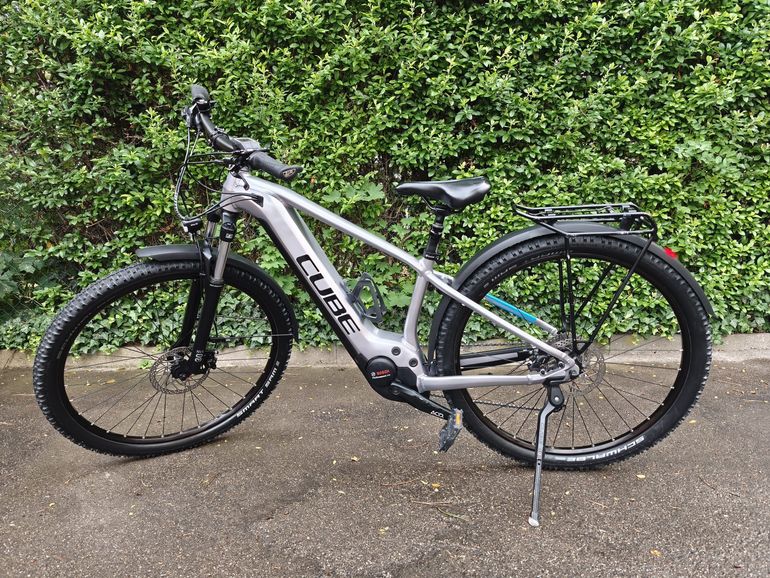 Used CUBE REACTION HYBRID PERFORMANCE, 500 ALLROAD 2022 2022 Mountainbike, Hellgrau, 27.5, 29 — image 1 of 8