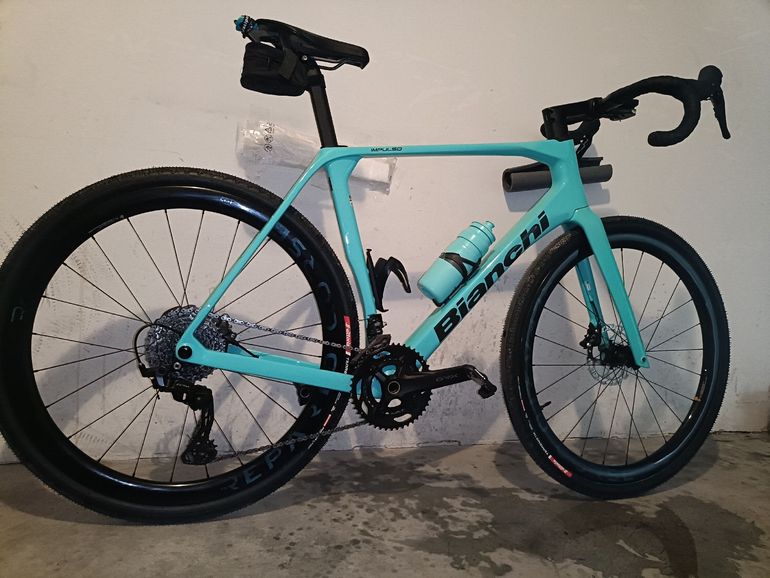 Used Bianchi Impulso COMP GRX 610 disc 2024 2024 Road & Gravel, Green — image 5 of 5