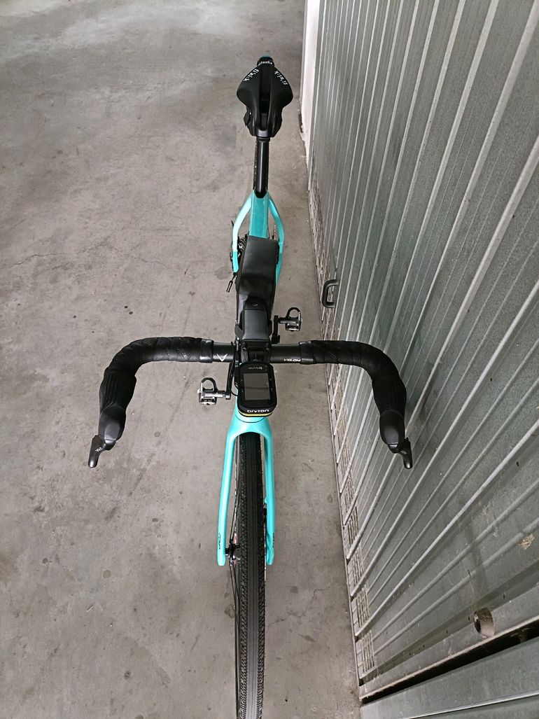 Brugt Bianchi Impulso COMP GRX 610 disc 2024 2024 Road & Gravel — billede 10 af 18