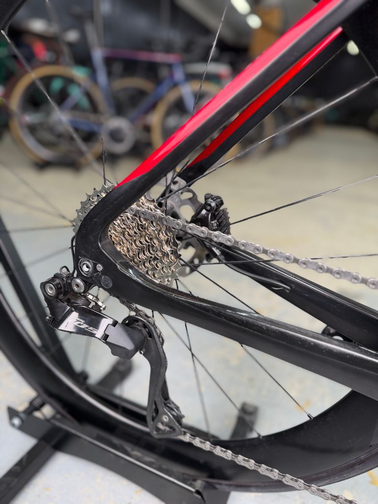 Used Thompson Falcon Di2 Carbon 2023 Road & Gravel, Black — image 11 of 24