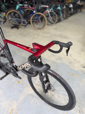 Used Thompson Falcon Di2 Carbon 2023 Road & Gravel, Black — image 3 of 24