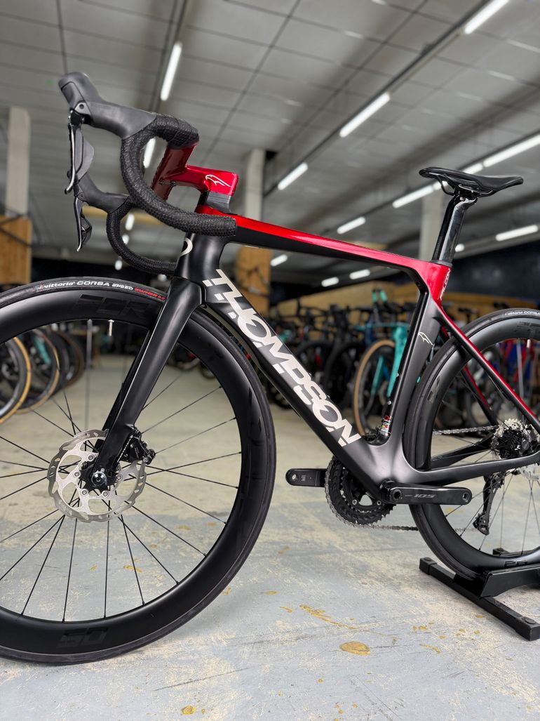 Used Thompson Falcon Di2 Carbon 2023 Road & Gravel, Black — image 18 of 24