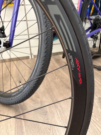 Used Wilier Cento1 Hybrid SHIMANO ULTEGRA 8020 2023 2023 Road & Gravel, Schwarz — image 6 of 8
