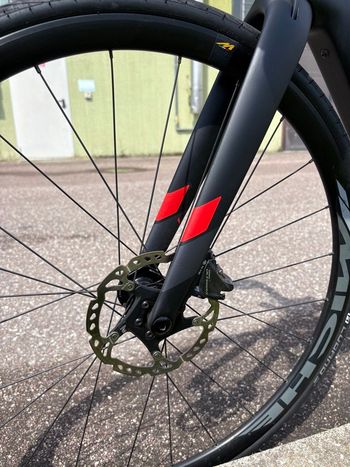 Used Wilier Cento1 Hybrid SHIMANO ULTEGRA 8020 2023 2023 Road & Gravel, Schwarz — image 8 of 8