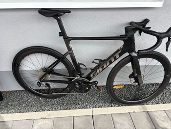 Used Giant Propel Advanced 1 2027 2027 Road & Gravel