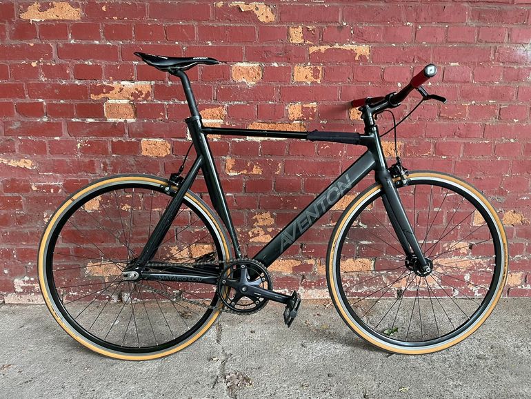 Used Aventon Mataro Low Fixed Gear Bike 2016 Urban, Black — image 1 of 10