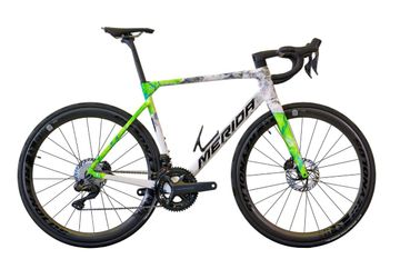 Used Merida Scultura Edition White Green 2026 Road & Gravel