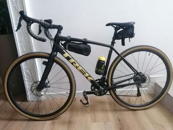 Used Trek Domane AL 2 Disc 2023 2023 Road & Gravel, Black — image 2 of 9