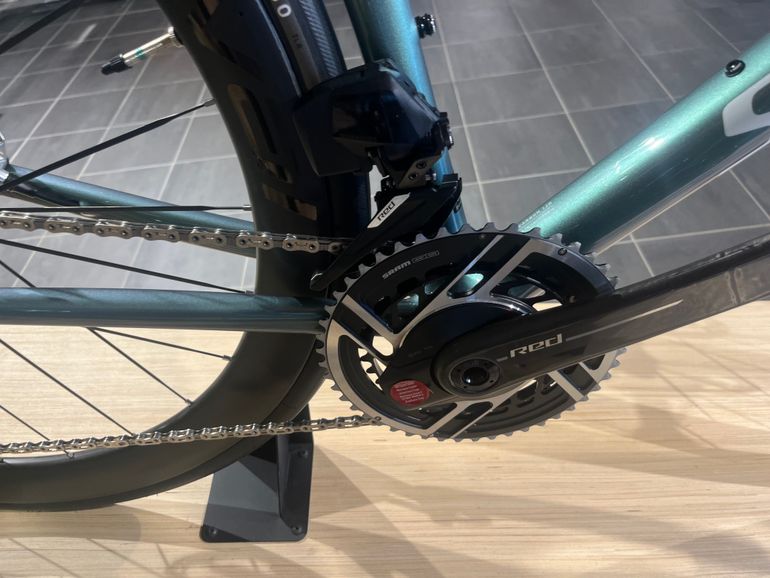 Used Specialized S-Works Tarmac SL8 - SRAM RED AXS 2026 2026 Road & Gravel, Green — image 3 of 4