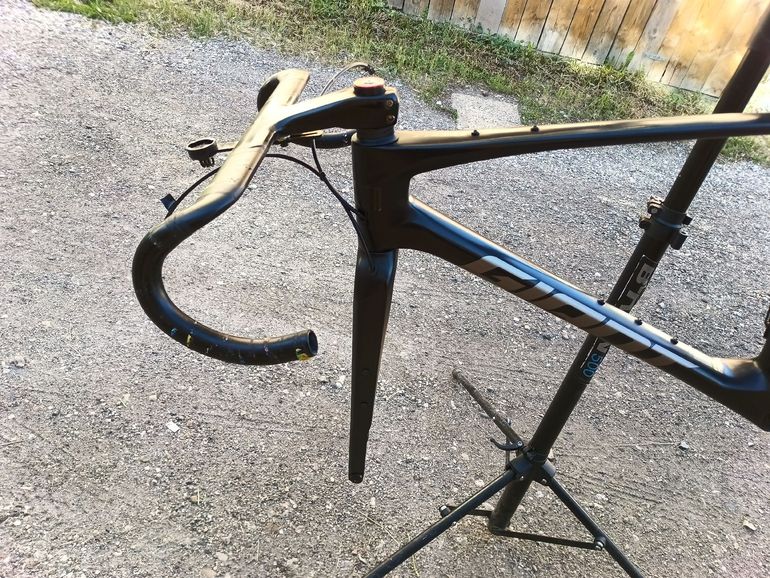 Used Giant Revolt Frameset 2025 Road & Gravel — image 5 of 7