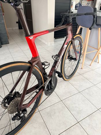 Used Orbea Orbea Orca Aero OMX 2025 Road & Gravel, Red — image 4 of 7