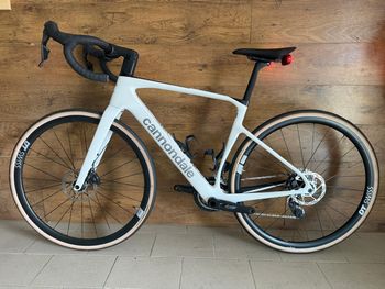 Použité Cannondale Carbon 3 Smart Sense 2026 Road & Gravel — obrázek 2 z 14