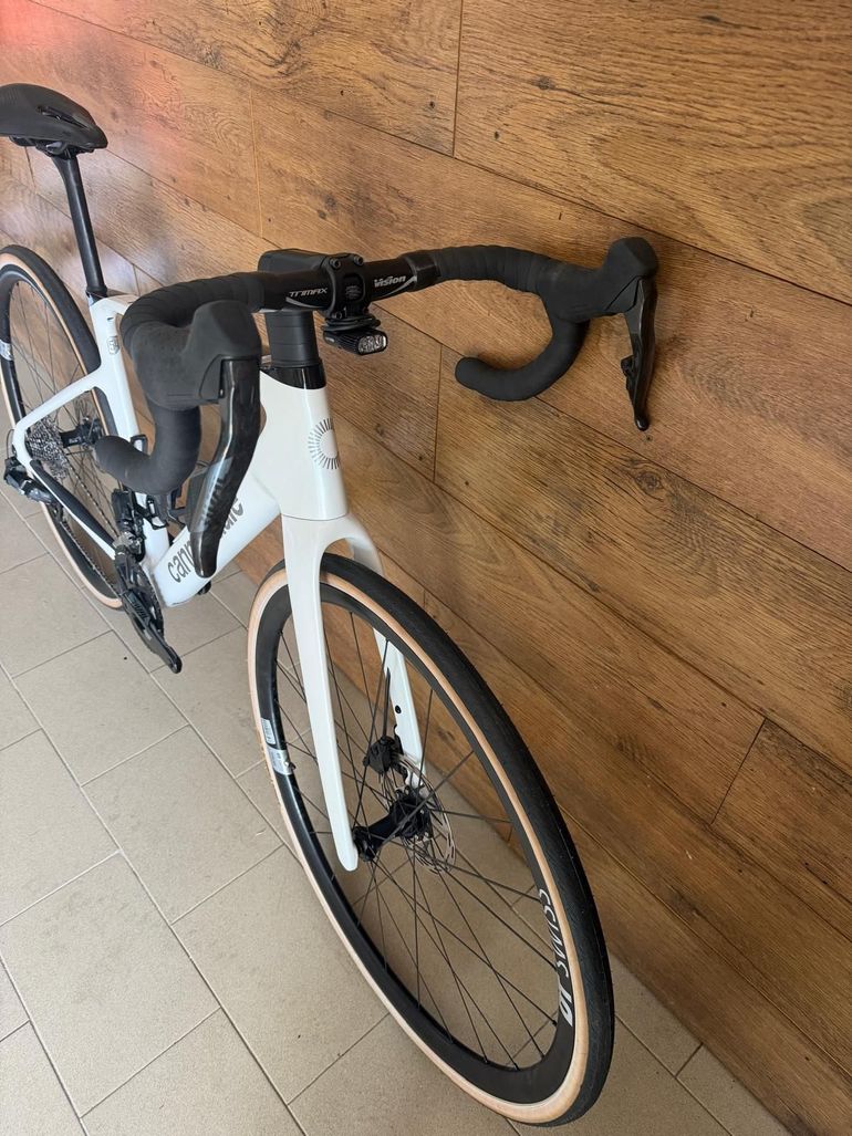 Použité Cannondale Carbon 3 Smart Sense 2026 Road & Gravel — obrázek 8 z 14