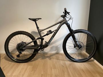 Tweedehands Specialized Status 160 2023 2023 Mountainbike — afbeelding 1 van 13