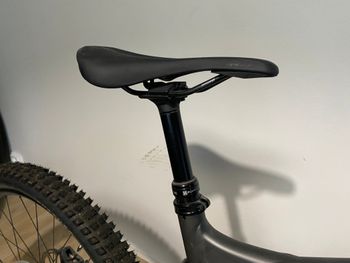 Used Specialized Status 160 2023 2023 Mountainbike, Light Gray, 29, 27.5 — image 10 of 13