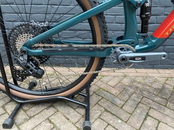 Used Trek Top Fuel 9 Gen 4 2025 2025 Mountainbike, Green, 27.5, 29 — image 2 of 6
