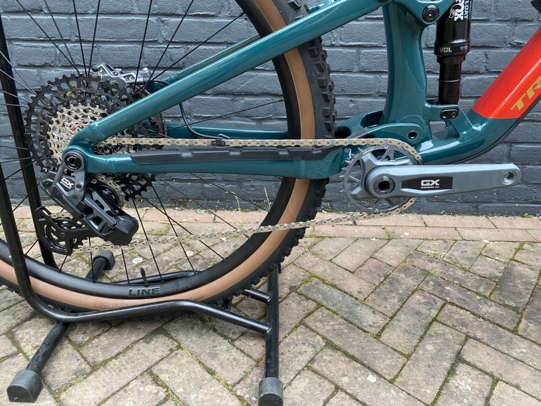 Used Trek Top Fuel 9 Gen 4 2025 2025 Mountainbike, Green, 27.5, 29 — image 2 of 6