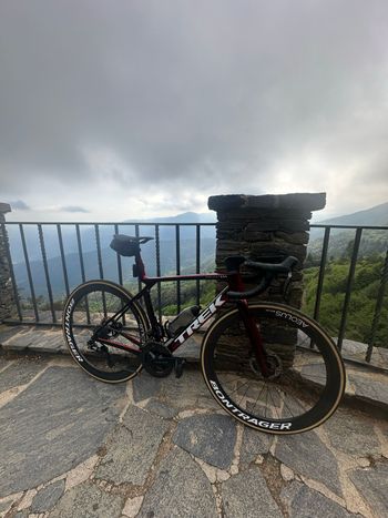 Used Trek Madone SLR 9 Gen 8 2026 2026 Road & Gravel, Red — image 3 of 3