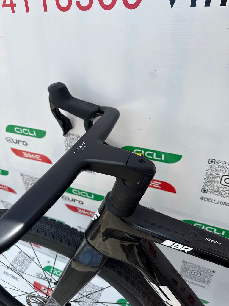 Used Berria NAII BR RIVAL XPLR AXS PWM 2026 2026 Road & Gravel, Schwarz — image 10 of 11