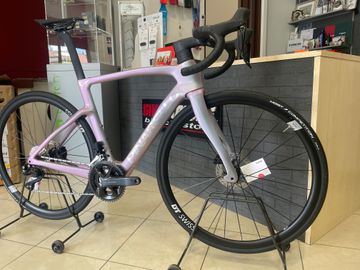 Gebrauchtes Pinarello F3 105 Di2 2026 2026 Road & Gravel, Hellgrau — Bild 6 von 7