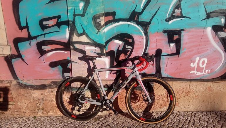 Used Fuji Altamira CX 1.1 2016 2016 Road & Gravel, Grigio chiaro — image 1 of 4