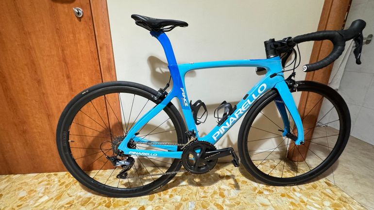 Used Pinarello PRINCE 2019 2019 Road & Gravel, Blue — image 1 of 17