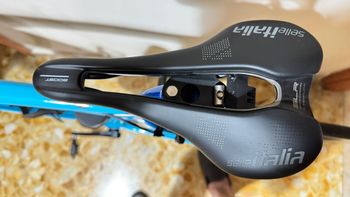 Used Pinarello PRINCE 2019 2019 Road & Gravel, Blue — image 5 of 17