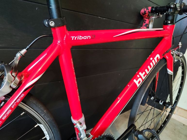 Used B’TWIN B’TWIN Custom Other Shimano 2011 Road & Gravel, Rot — image 4 of 10