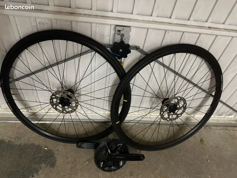 Used BMC Teammachine SLR FIVE 2023 2023 Road & Gravel, Light Gray — image 3 of 3