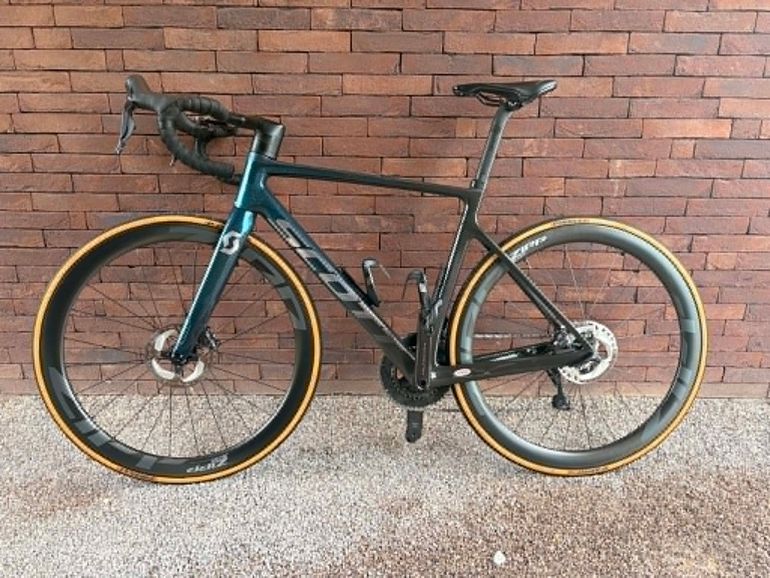 Used Scott Addict RC Shimano Ultegra Di2 2023 Road & Gravel — image 14 of 15