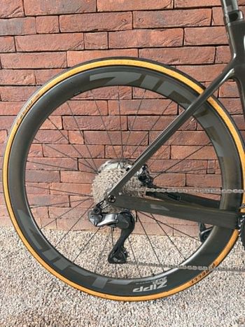 Used Scott Addict RC Shimano Ultegra Di2 2023 Road & Gravel — image 3 of 15