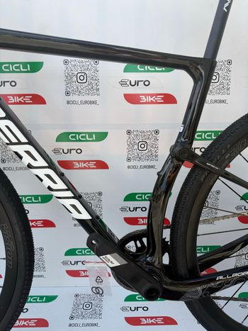 Used Berria Berria Custom SRAM Apex 2026 Road & Gravel, Black — image 8 of 10