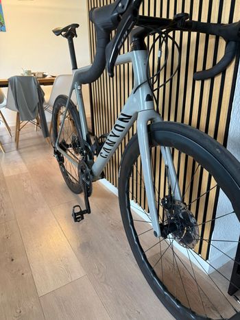 Used Canyon Ultimate CF SL 7 Disc 2021 2021 Road & Gravel — image 4 of 10