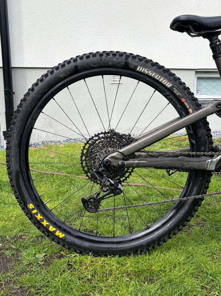 Used Specialized Stumpjumper Comp Alloy - SRAM NX Eagle, Fox Rhythm 2023 2023 Mountainbike, Verde — image 3 of 7