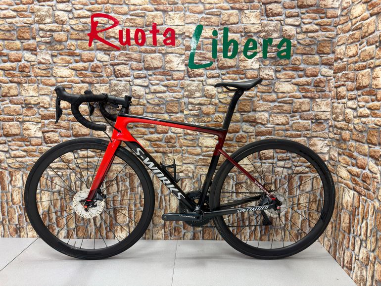 Used Specialized S-Works Tarmac SL6 Disc - Dura Ace Di2 2022 2022 Road & Gravel, Red — image 3 of 11