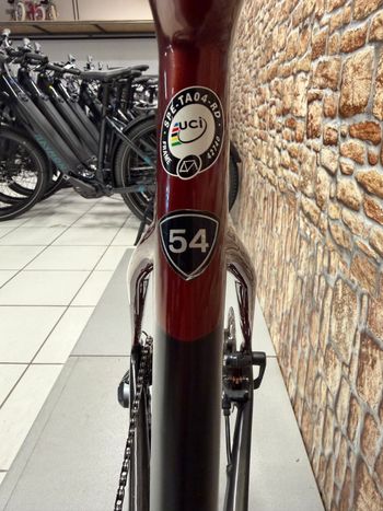 Used Specialized S-Works Tarmac SL6 Disc - Dura Ace Di2 2022 2022 Road & Gravel, Red — image 6 of 11