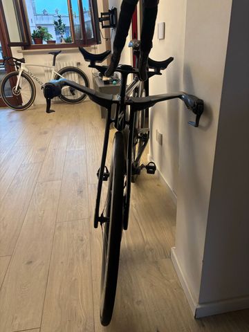 Tweedehands Specialized Shiv Expert Disc 2023 2023 Road & Gravel — afbeelding 4 van 13