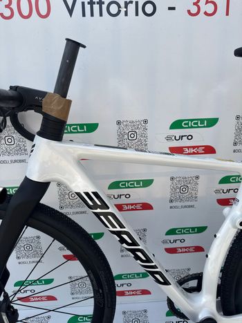 Used Berria Berria Custom SRAM Apex 2026 Road & Gravel, White — image 9 of 12