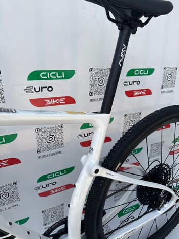 Used Berria Berria Custom SRAM Apex 2026 Road & Gravel, White — image 11 of 12