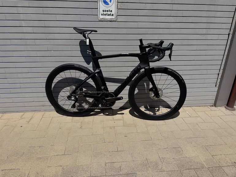 Used Pinarello Dogma Shimano Ultegra 2027 Road & Gravel, Schwarz — image 6 of 9