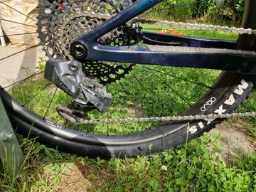 Orbea Oiz SRAM XX1 Eagle AXS 2021 Mountainbike usato, Blu — immagine 7 di 8