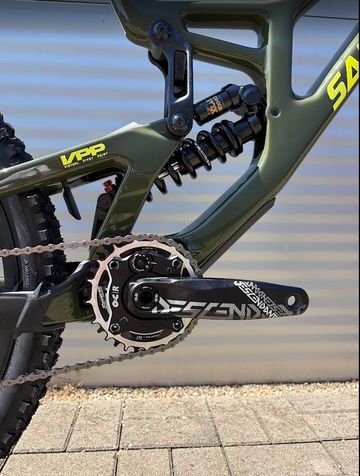 Używany Santa Cruz V10 DH X01 2027 2027 Mountainbike — zdjęcie 4 z 14