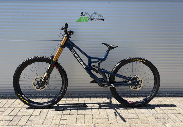 Used Santa Cruz V10 DH X01 2027 2027 Mountainbike, Blue, 29, 27.5 — image 11 of 15