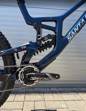 Used Santa Cruz V10 DH X01 2027 2027 Mountainbike, Blue, 29, 27.5 — image 5 of 15