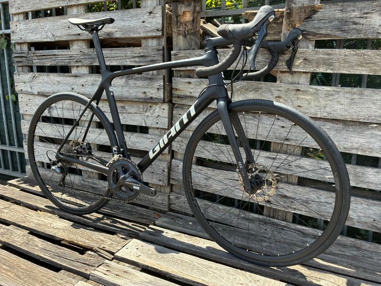 Used Giant TCR Advanced 1 Disc Pro Compact 2020 2020 Road & Gravel, Black — image 5 of 11
