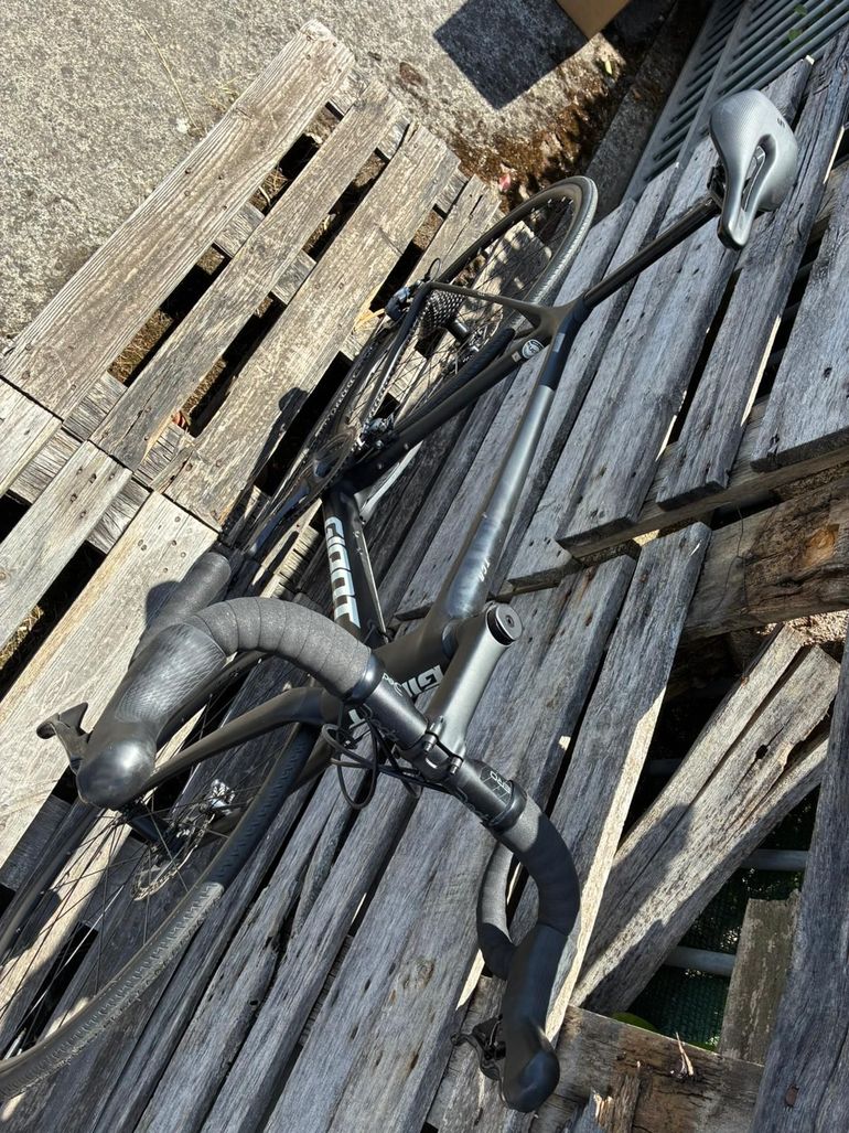 Used Giant TCR Advanced 1 Disc Pro Compact 2020 2020 Road & Gravel, Black — image 6 of 11