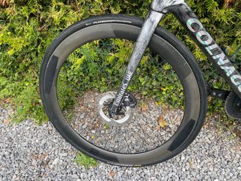 Used Colnago V4Rs Disc Ultegra Di2 8100 w/Fulcrum Racing Wind 400 Wheels 2023 2023 Road & Gravel, Light Gray — image 8 of 11