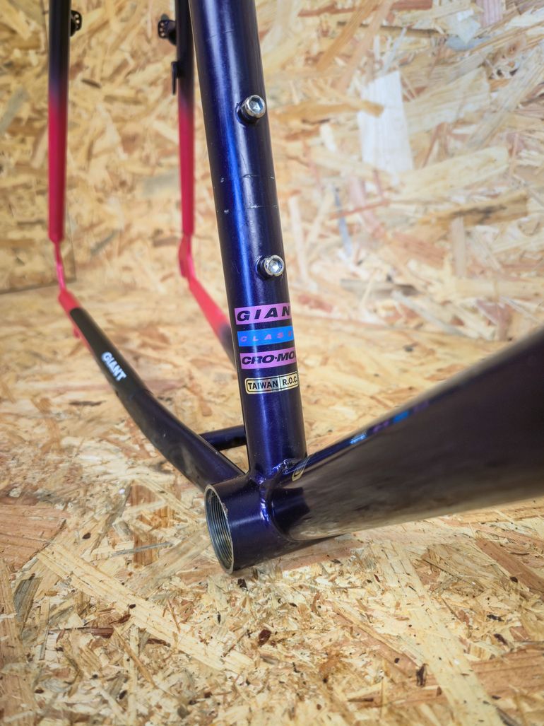 Used Giant Giant Coldrock 90s Vintage Retro MTB Frameset Frameset 1995 Mountainbike, Purple — image 4 of 7
