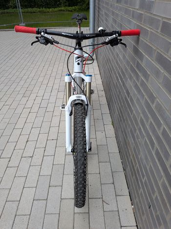 Used Radon Radon Slide 7.0 AM 140 2011 Mountainbike, Bianco — image 5 of 37